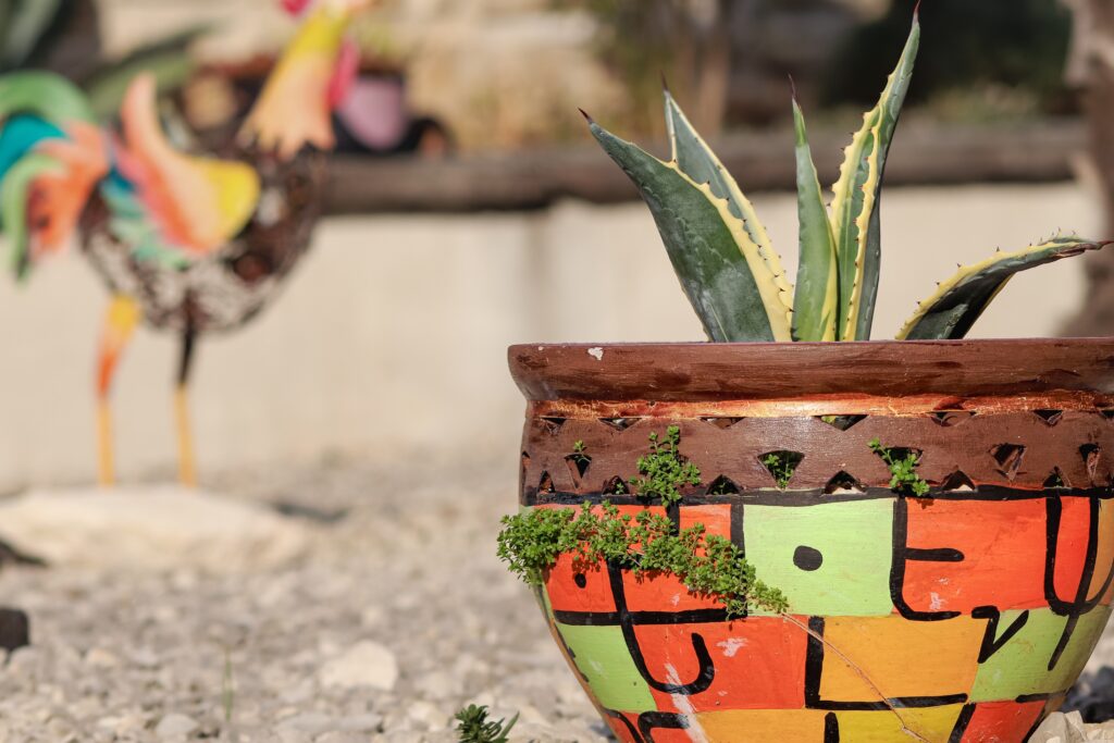 Handpainted Flower Pots Trending Idea